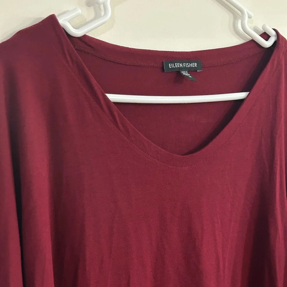 Eileen Fisher  Burgundy Red Dolman 3/4 Sleeve Bias Hemline Scoop Neck Medium - Picture 3 of 7